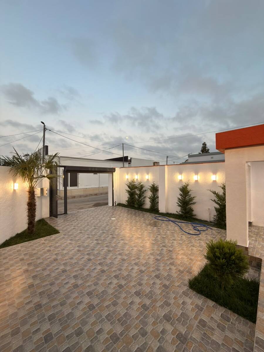 Satılır 4 otaqlı həyət evi/bağ evi 130 m² — Ev, villa, Bakı (5)