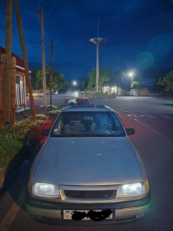 Opel Vectra, 1.8 L, 1990 il, 165 000 km — Avtomobillər, Qax (4)