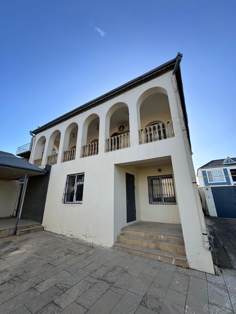 Satılır 7 otaqlı həyət evi/bağ evi 300 m² — House, cottage, summer house