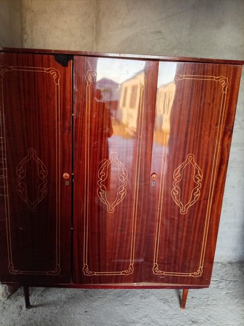 İşlənmiş, 3 qapılı, Qəhvəyi, Taxta, Açılan, Düz dolab — Digah