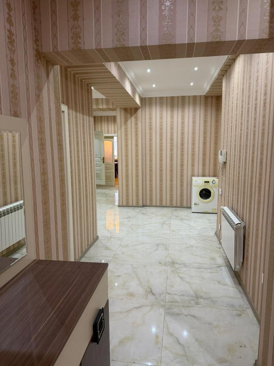 Satılır 4 otaqlı yeni tikili 190 m² — Mənzil, Bakı (7)