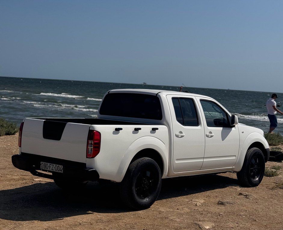 Nissan Navara, 2.5 L, 2011 il, 310 000 km 90-FZ-004 — Avtomobillər, Bakı (5)