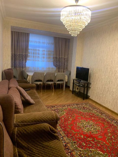 Satılır 3 otaqlı köhnə tikili 90 m² — Bakı