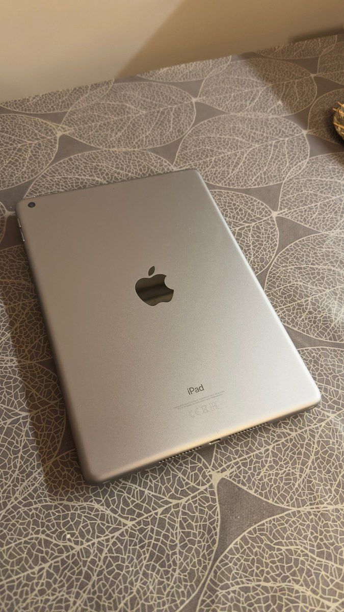 Apple iPad 6-cı nəsil, 32 GB — Planshetlər, Bakı (4)