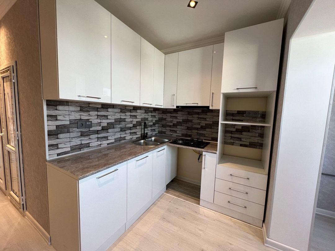 3-otaqlı mənzil kirayə verilir, 8 Noyabr pr., 90 m² — Mənzil, Bakı (9)