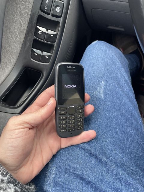Nokia 105 (2022) Charcoal — Quba