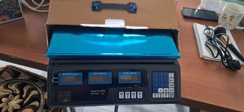 Elektron tərəzi – 40 kq-a qədər - Maksimal tutum: 40 kq - Dəqiqlik: 5 — Bakı