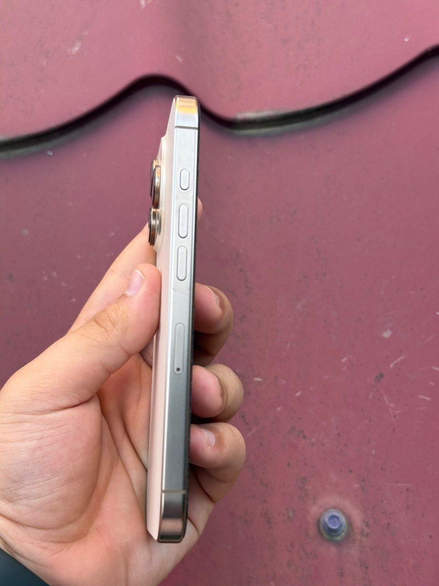 Apple iPhone 16 Pro Desert Titanium 128GB/8GB — Smartfonlar, Bakı (2)