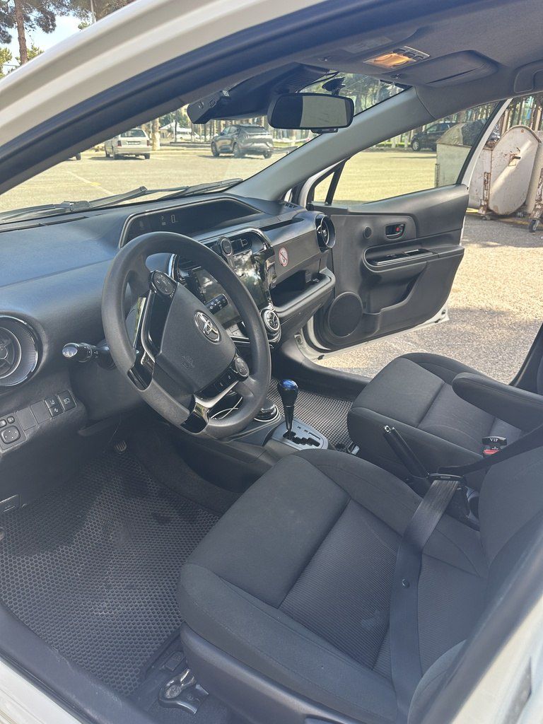 Toyota Aqua, 1.5 L, 0.87 kWh, 2019 il, 200 000 km — Avtomobillər, Sumqayıt (5)