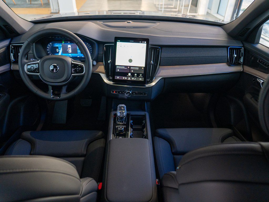 Volvo XC90, 2.0 L, 2026 il, yeni — Avtomobillər, Bakı (2)