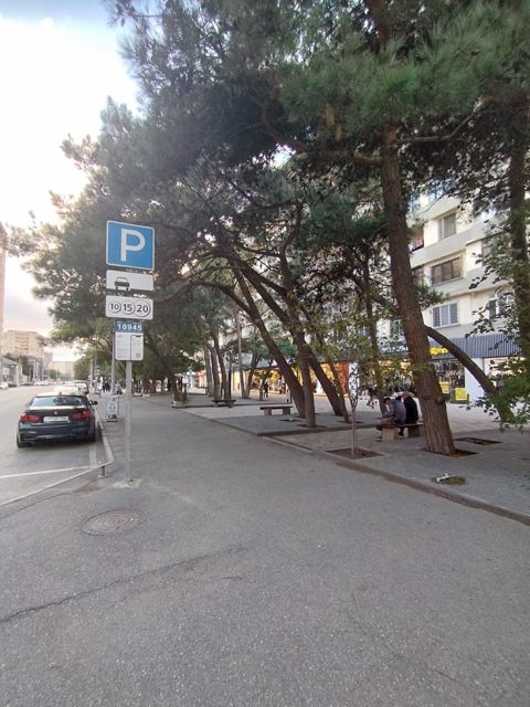 Satılır 2 otaqlı köhnə tikili 65 m² — Bakı