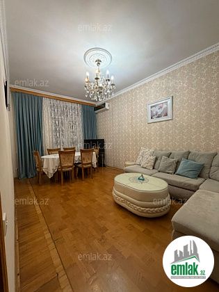 Satılır 3 otaqlı 90 m² köhnə tikili Tibb Universiteti