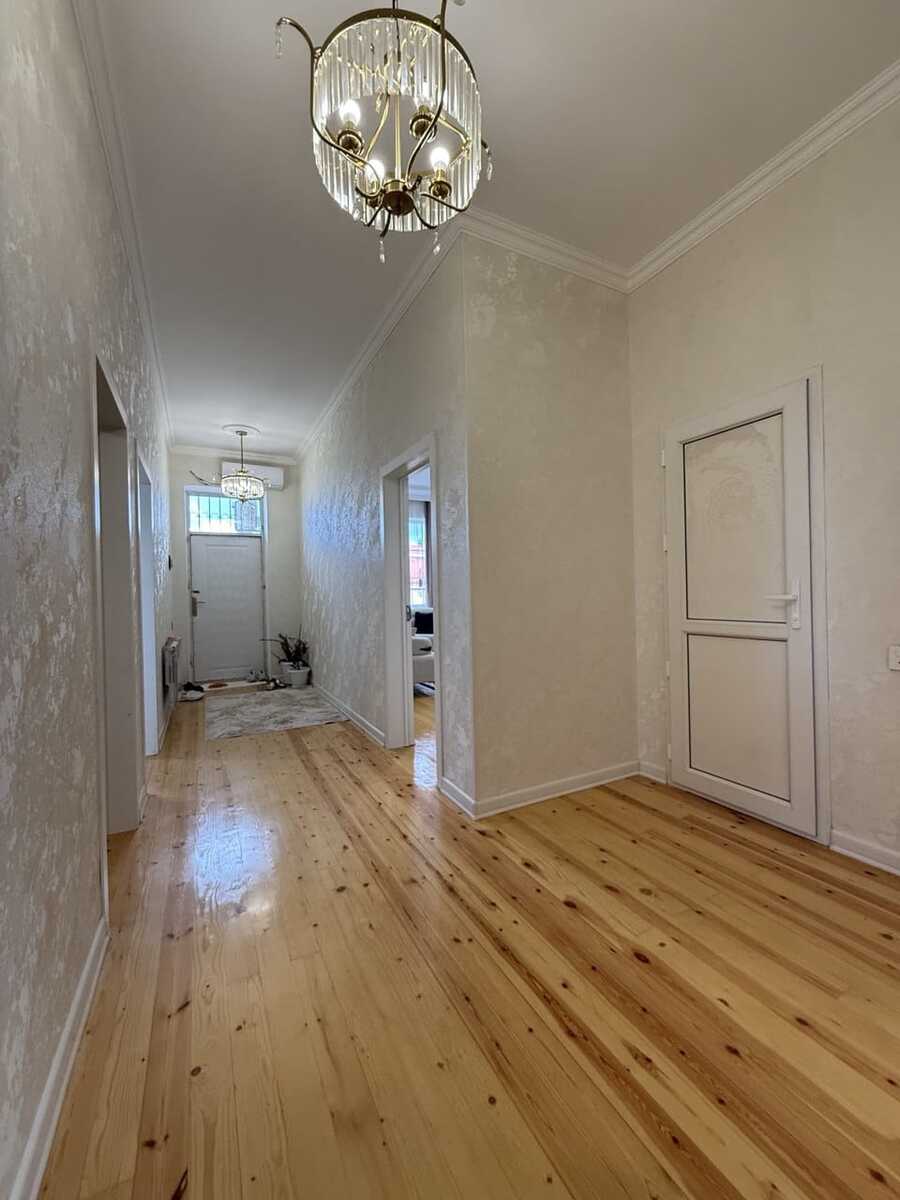 Satılır 4 otaqlı həyət evi/bağ evi 221 m² — Ev, villa, Bakı (10)