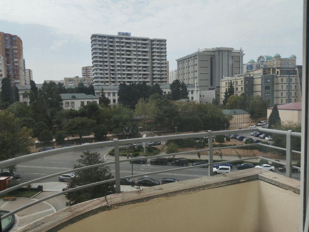 Satılır 3 otaqlı yeni tikili 167 m² — Mənzil, Bakı