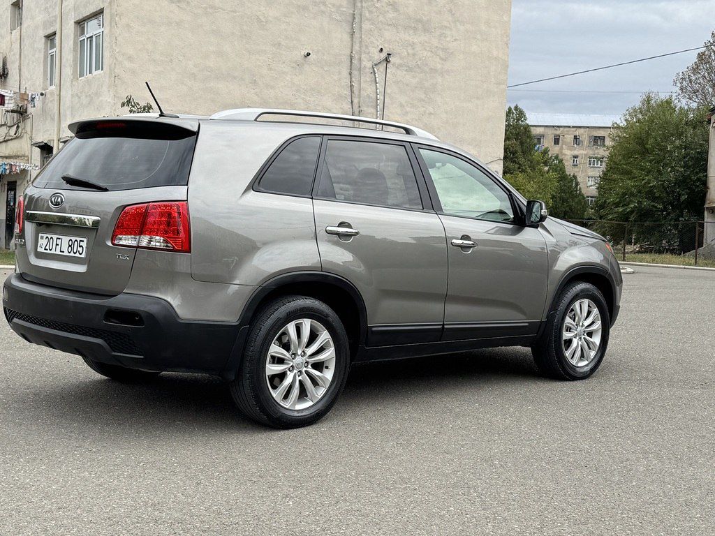 Kia Sorento, 2.0 L, 2011 il, 207 000 km 20-FL-805 — Avtomobillər, Gəncə (12)