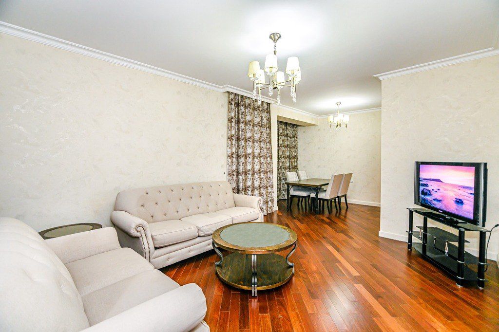 İcarəyə verilir 3 otaqlı yeni tikili 165 m² — Mənzil, Bakı (12)