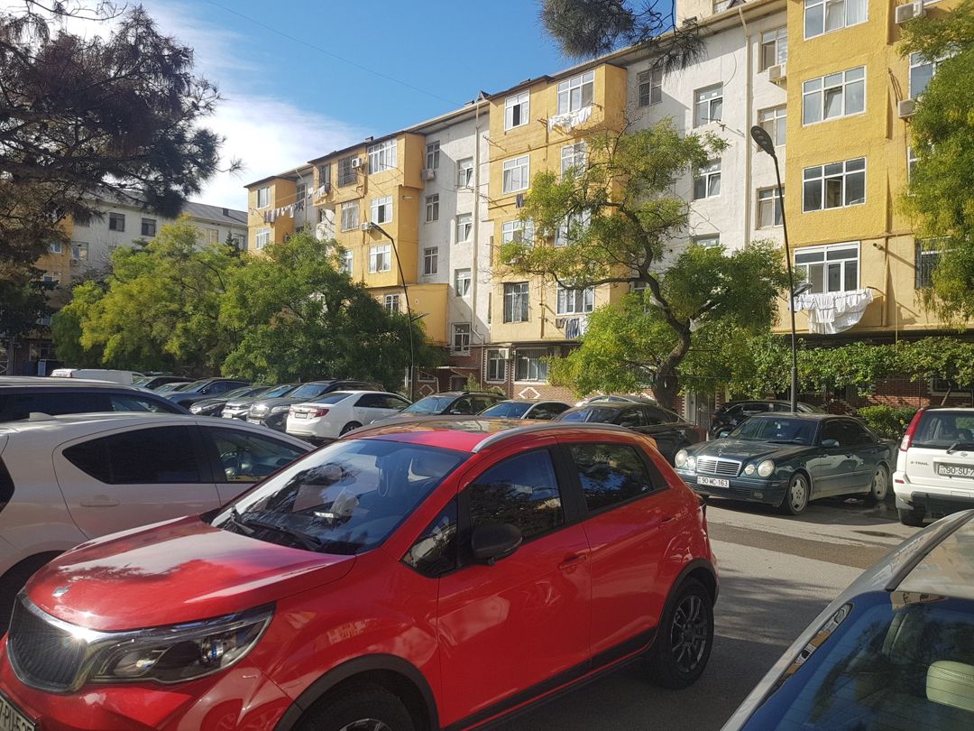 Satılır 2 otaqlı köhnə tikili 55 m² — Mənzil, Bakı (6)