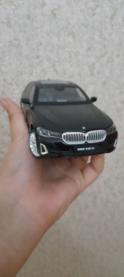 BMW (G30) 530li 1:24 Səsli və İşıqlı Hər yeri açılır Təzədir — Bakı