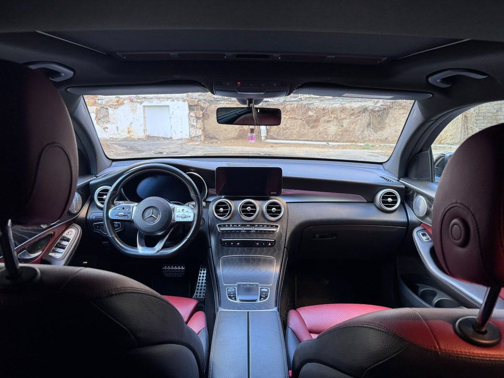 Mercedes GLC 300 4MATIC Coupe, 2.0 L, 2020 il, 100 000 km — Avtomobillər, Bakı (12)