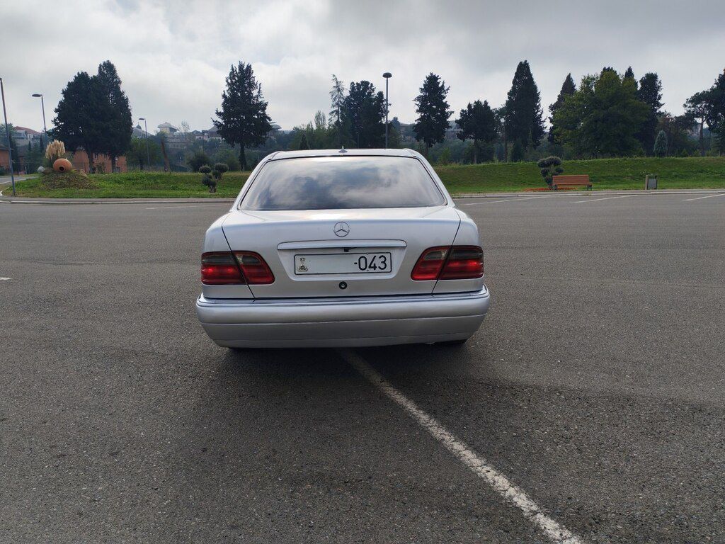 Mercedes E 240, 2.4 L, 1998 il, 455 852 km — Avtomobillər, Gəncə (2)
