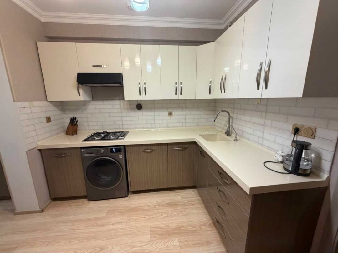Satılır obyekt 137 m² — Əmlak, Bakı (3)