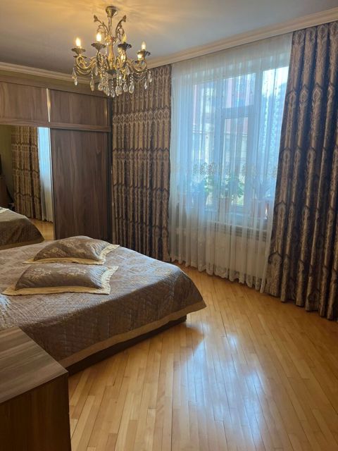 Satılır 3 otaqlı yeni tikili 118 m² — Bakı