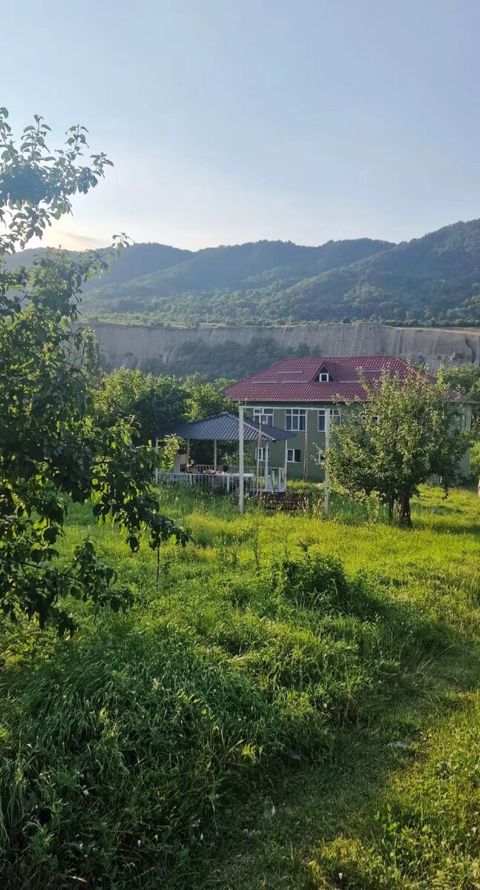 Bağ evi kirayə verilir, Qusar r — Дом, вилла
