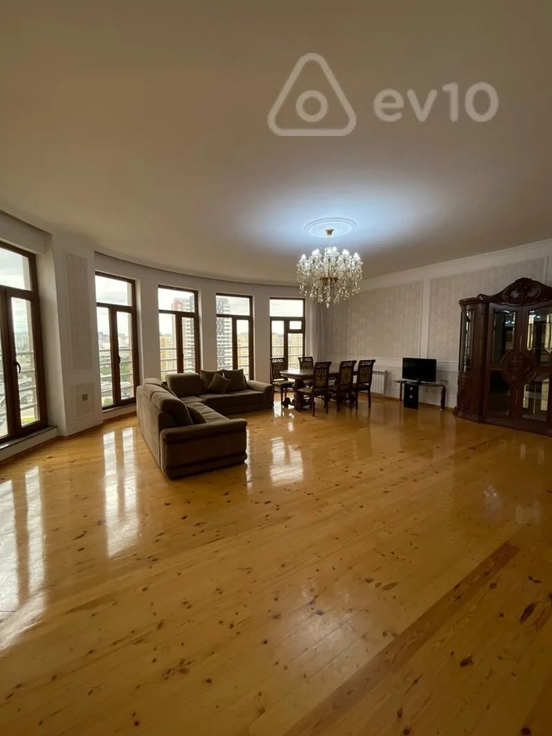 3 otaqlı mənzil, 125 m², Fəzail Bayramov — kirayə — Bakı