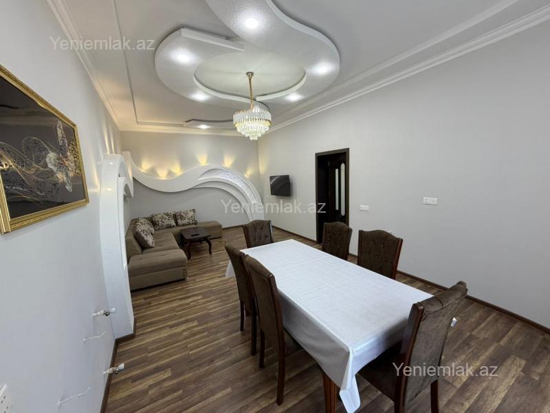 Günlük 4 otaqlı Həyət evi / Villa, 199 m², Quba — Ev, villa, Quba (12)