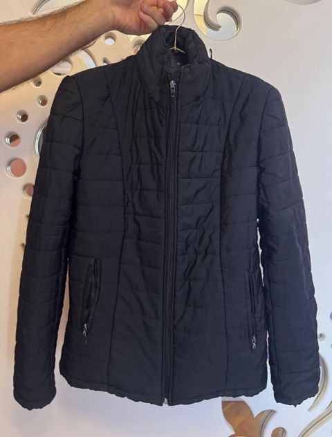Salam hər bir kəsə. Qadın üçün kurta satılır 20 AZN. Çox səliqəli — 20 ₼ · Bakı · Jaketlər Salam hər bir kəsə. Qadın üçün kurta satılır 20 AZN. Çox səliqəli — Bakı