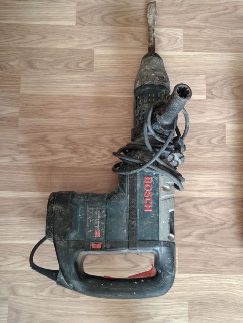 2 si bir yerdə 1000 azn.Bosch Professional GBH 12-52 D 1500w və GEH — Bakı