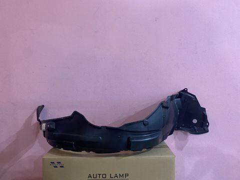 "Toyota Corolla 2014" qanad altlığı — AUTOLAMP