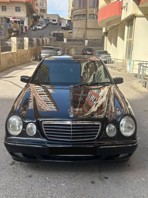 Mercedes E 240, 2.4 L, 2000 il, 356 000 km — Bakı
