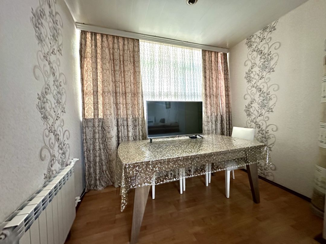 Satılır 4 otaqlı köhnə tikili 100 m² — Mənzil, Bakı (5)