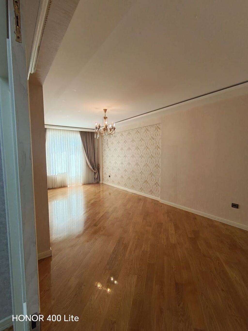 28 mayda 12/7 mertebesinde 4 otaqli ev 1000 azn eşiyasiz 1000 azn — Mənzil, Bakı (10)