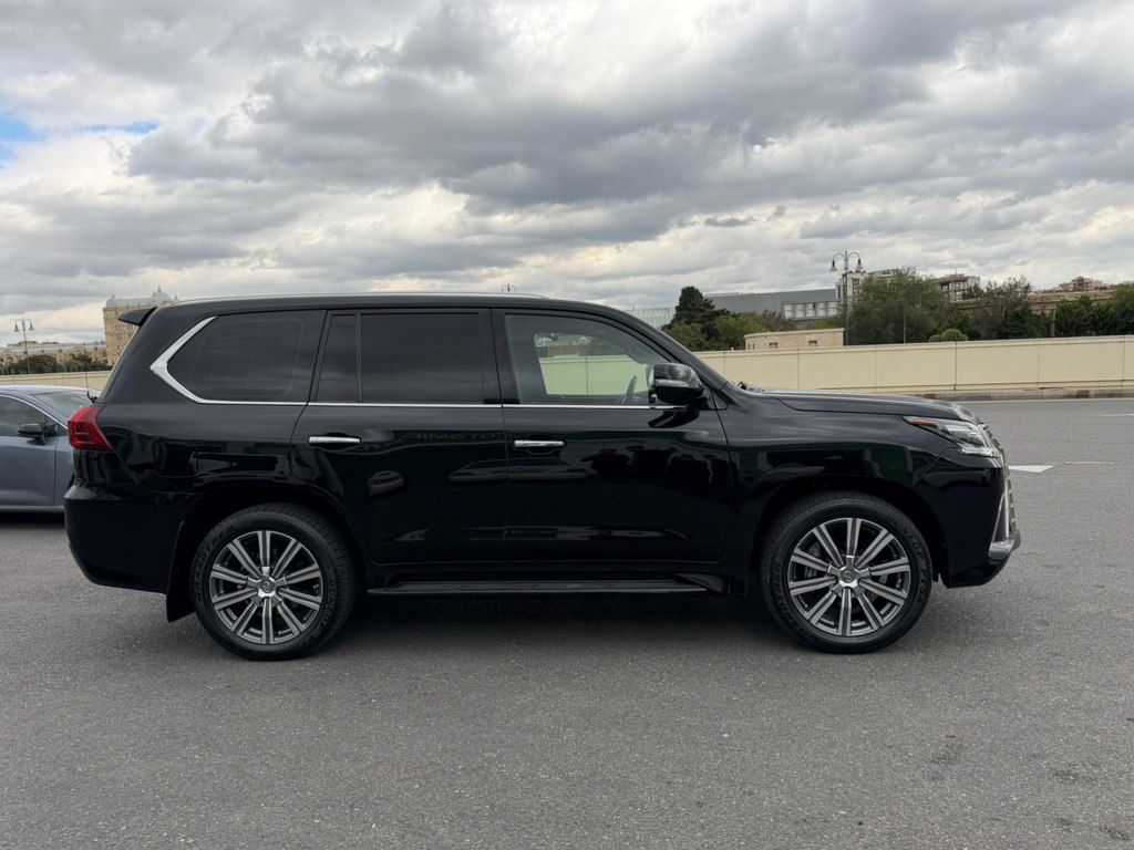 Lexus LX 570, 5.7 L, 2016 il, 78 000 km 90-ZM-009 — Avtomobillər, Bakı (3)