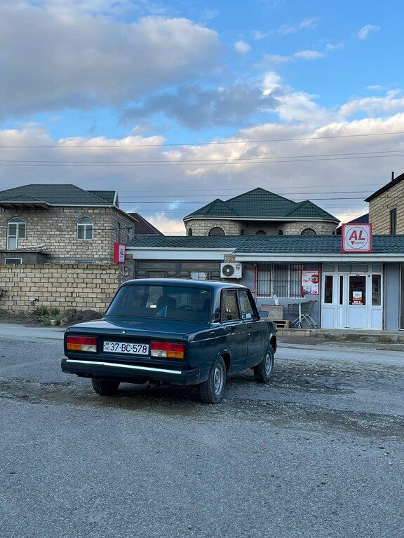Lada (VAZ) 2107, 1.6 L, 1985 il, 245 800 km 37-BC-578 — Avtomobillər, Bakı (8)