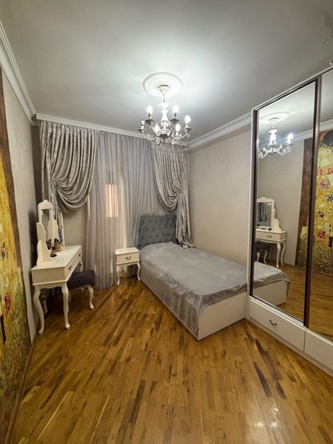 İcarəyə verilir 3 otaqlı köhnə tikili 75 m² — Bakı