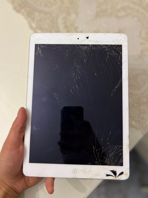 Apple iPad Air 1 — Bakı