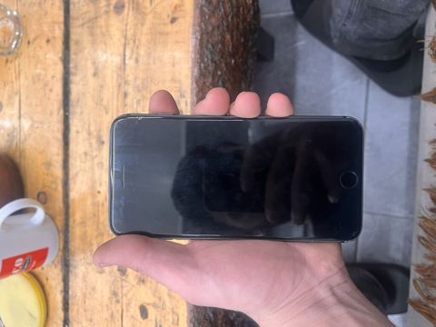IPhone 8 Plus, 64 GB, Space Gray, Barmaq izi — Digah