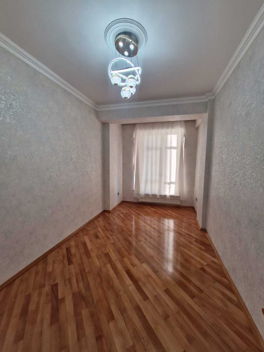 Satılır 3 otaqlı yeni tikili 120 m² — Mənzil, Bakı (9)