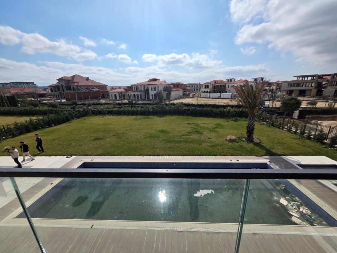 Satılır 8 otaqlı həyət evi/bağ evi 950 m² — Ev, villa, Bakı (12)