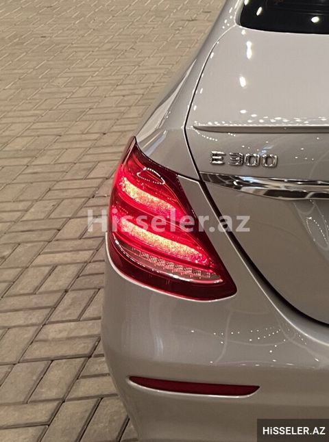 Mercedes w213 Merkanka sol usdən çixma az zədəlidi — Bakı