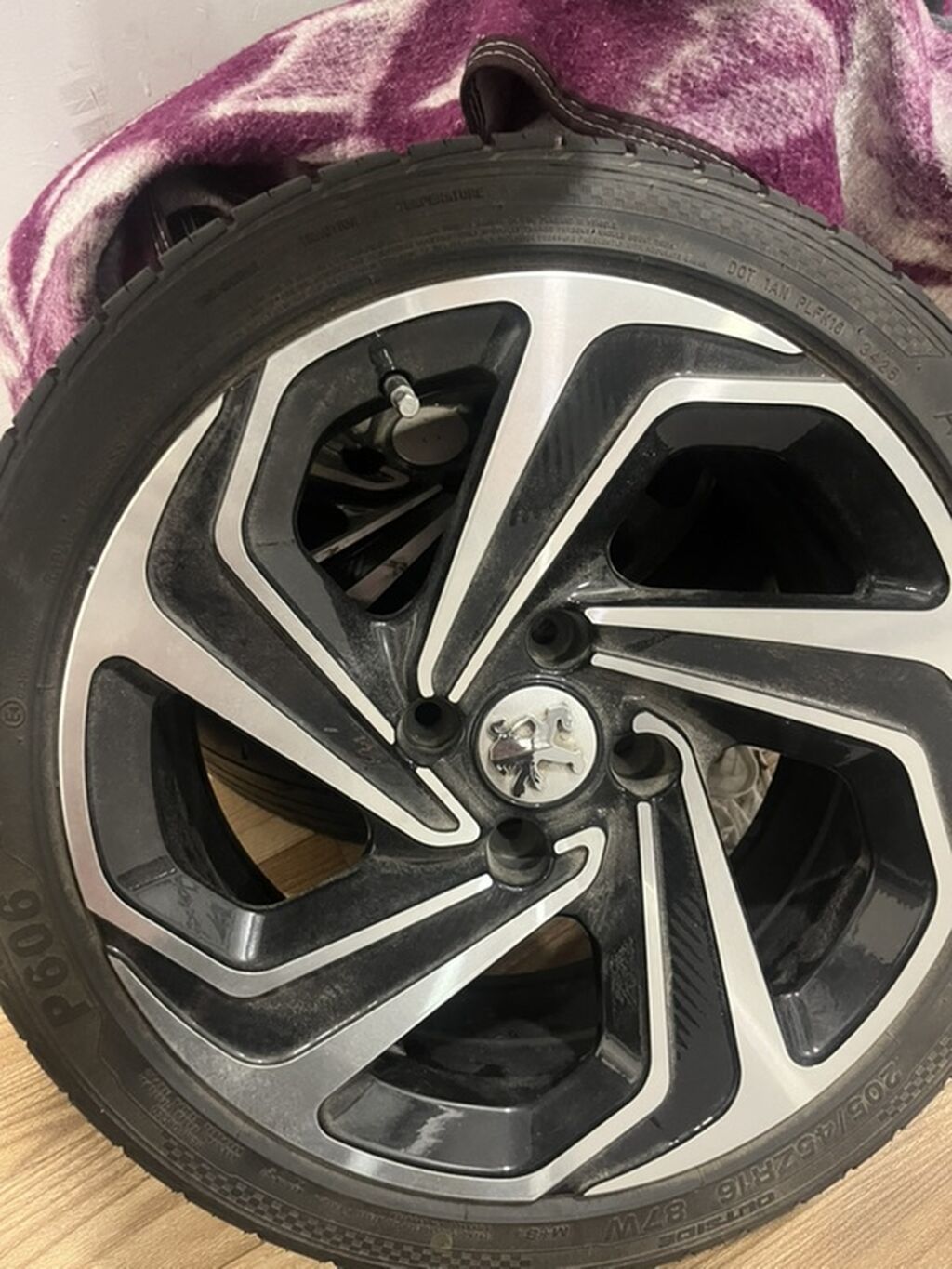 Peugeot orijinal yüngül lehimli disklər və şinlər komplekti — Diskləri, Bakı (3)