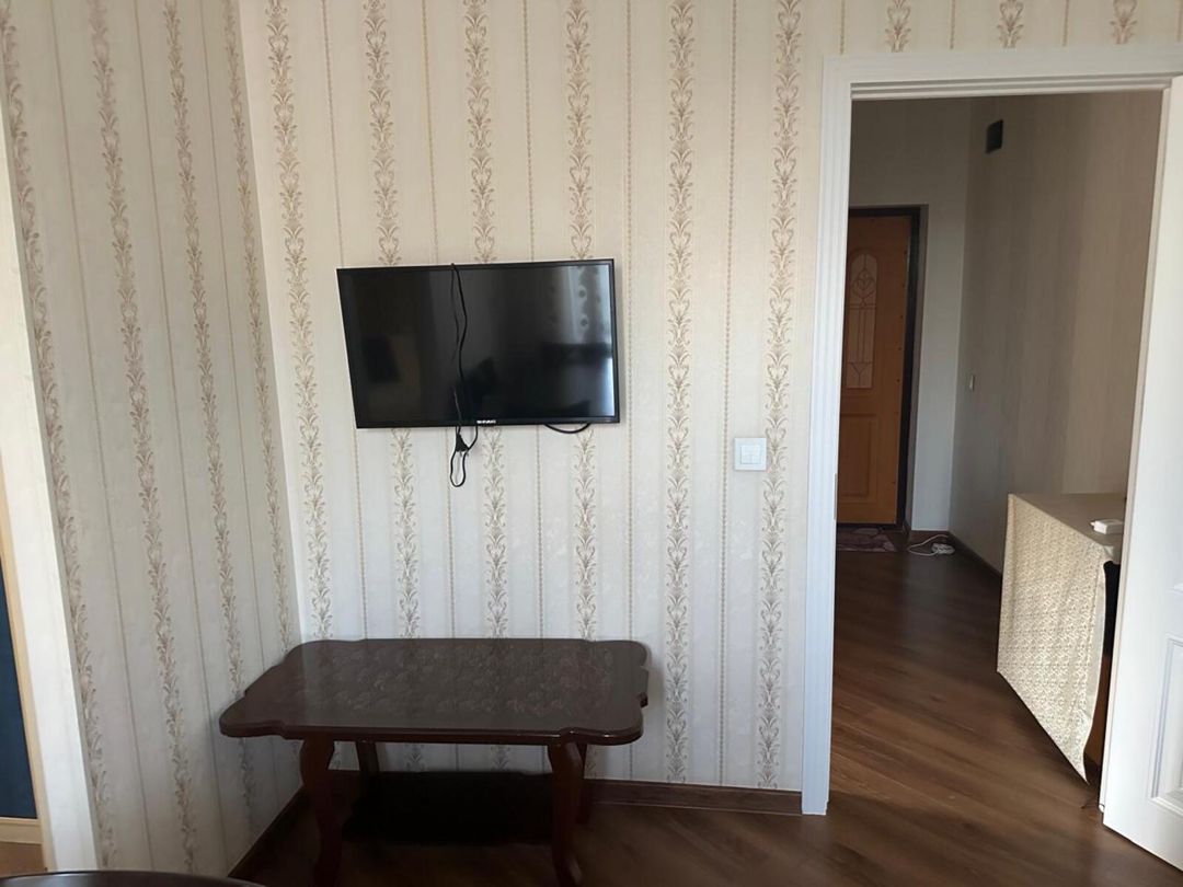 İcarəyə verilir 2 otaqlı köhnə tikili 53 m² — Mənzil, Bakı (8)