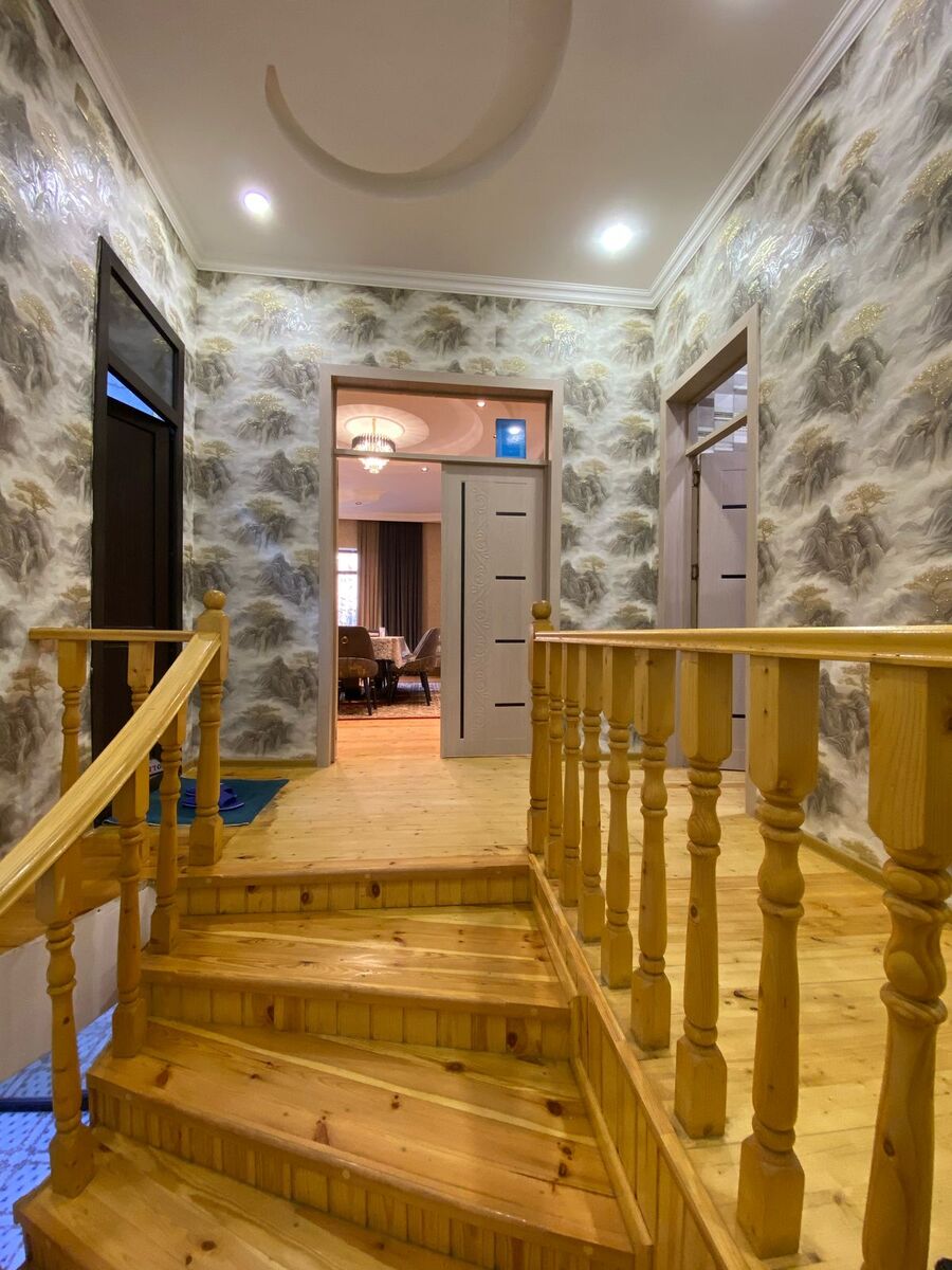 Satılır 5 otaqlı həyət evi/bağ evi 250 m² — Ev, villa, Bakı (2)