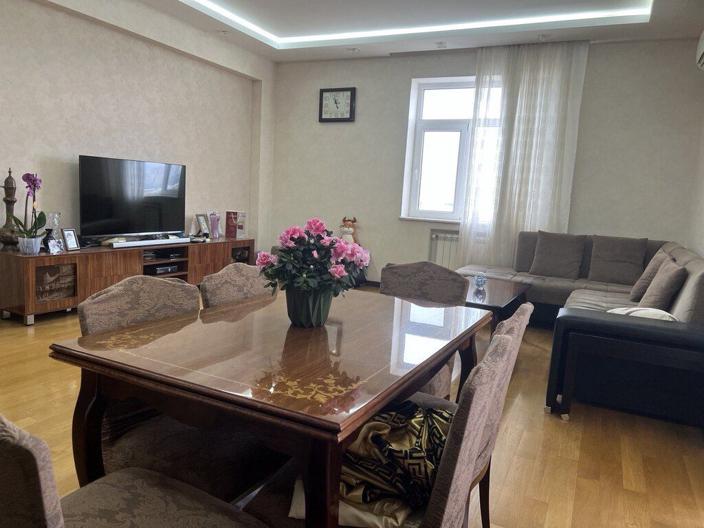 Satılır 4 otaqlı yeni tikili 183 m² — Mənzil, Bakı (2)