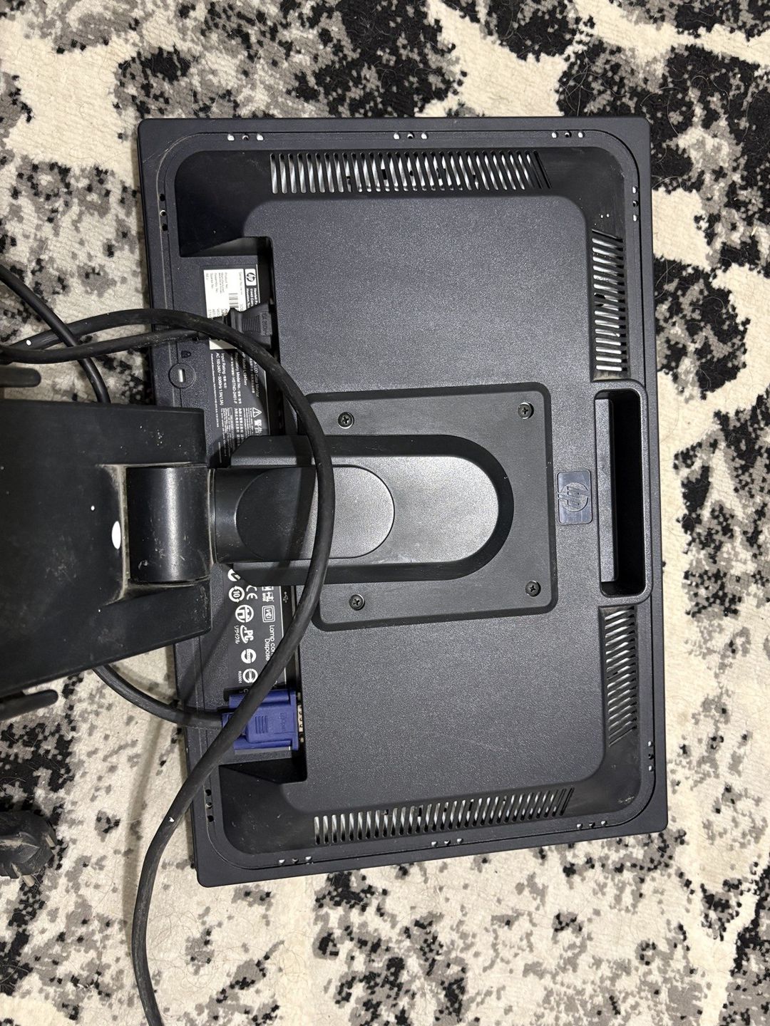 Monitor HP L1945w — Kompüterlər və noutbuklar, Bakı (4)