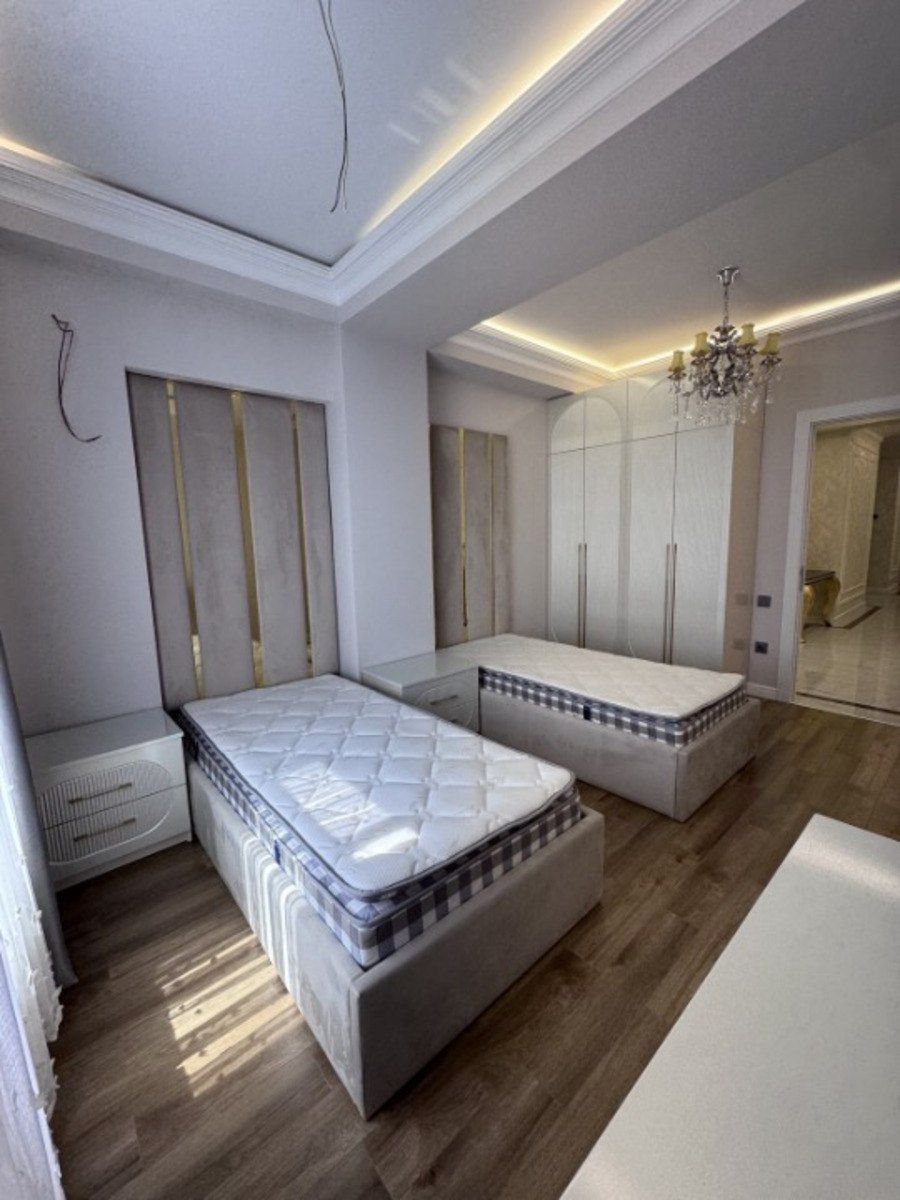 Satılır 4 otaqlı yeni tikili 145 m² — Mənzil, Bakı (9)