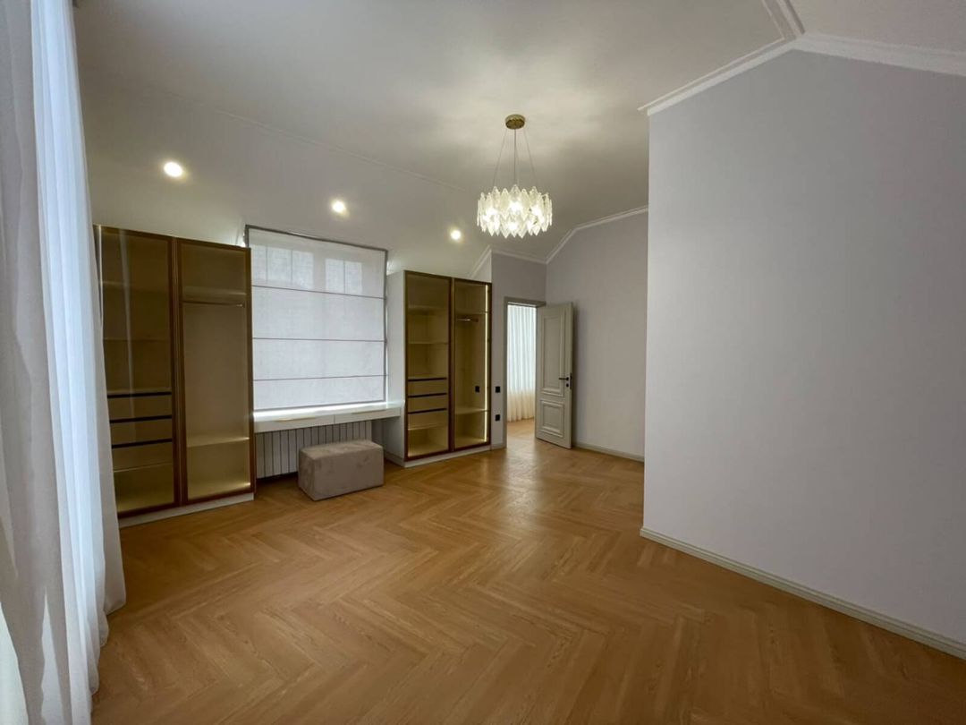 Satılır 5 otaqlı həyət evi/bağ evi 220 m² — Ev, villa, Bakı (9)
